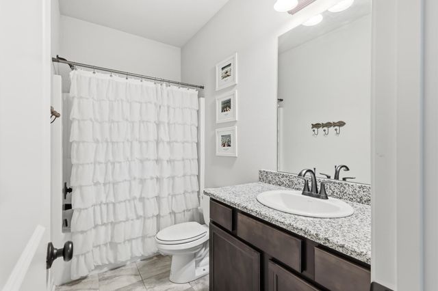 420 Pond Dr, Thibodaux, LA 70301