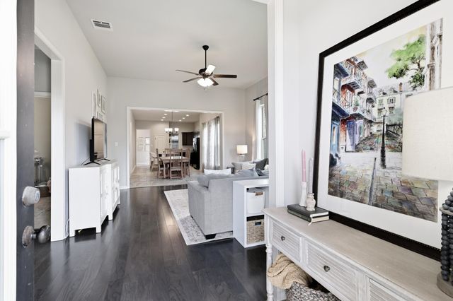 420 Pond Dr, Thibodaux, LA 70301