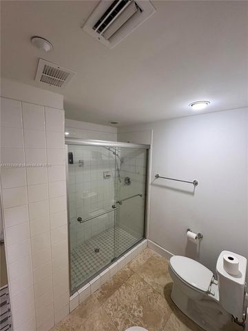 10730 NW 66th St 512, Doral, FL 33178