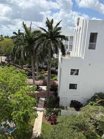 10730 NW 66th St 512, Doral, FL 33178