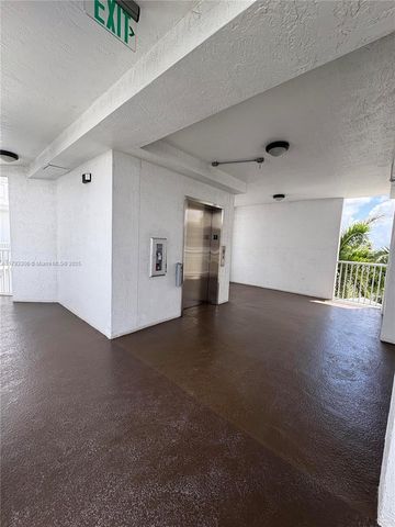 10730 NW 66th St 512, Doral, FL 33178