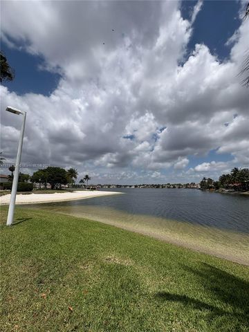 10730 NW 66th St 512, Doral, FL 33178