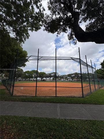 10730 NW 66th St 512, Doral, FL 33178