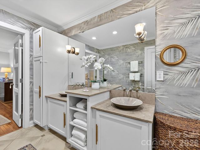 912 Sewickley Drive, Charlotte, NC 28209