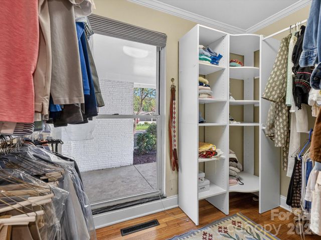 912 Sewickley Drive, Charlotte, NC 28209