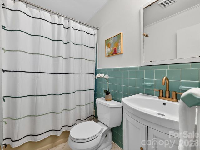 912 Sewickley Drive, Charlotte, NC 28209