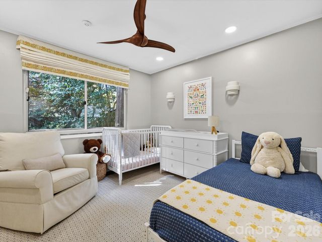 912 Sewickley Drive, Charlotte, NC 28209