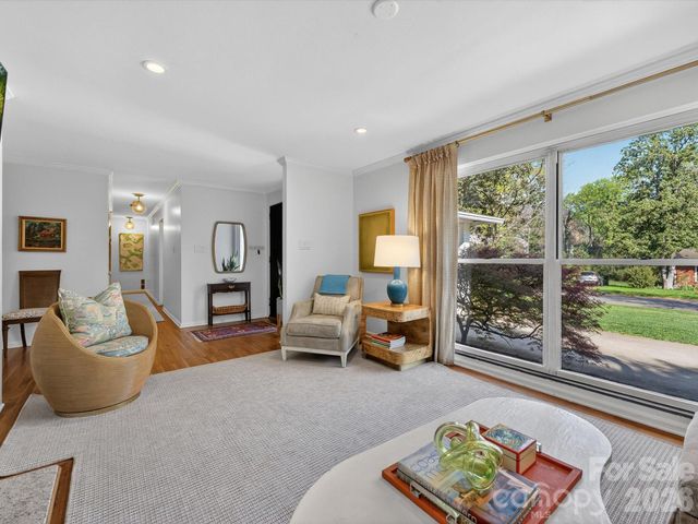 912 Sewickley Drive, Charlotte, NC 28209