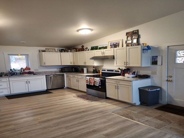 145 Cool Wine Drive, St. Johnsbury, VT 05819