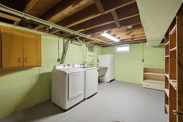 3851 E Elser AVENUE, Cudahy, WI 53110