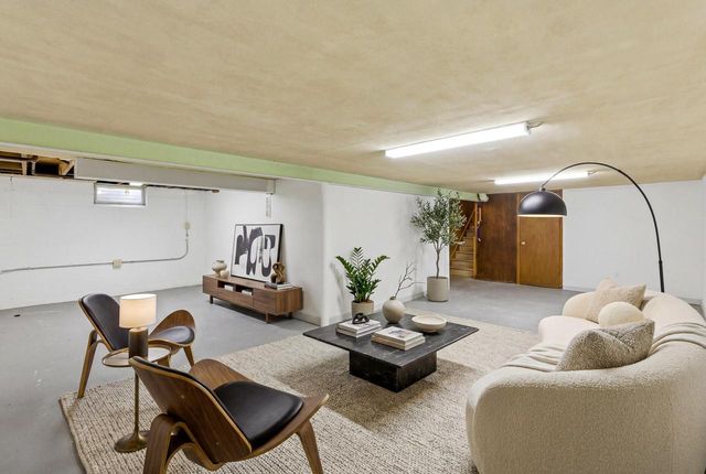 3851 E Elser AVENUE, Cudahy, WI 53110