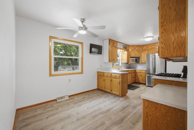 3851 E Elser AVENUE, Cudahy, WI 53110