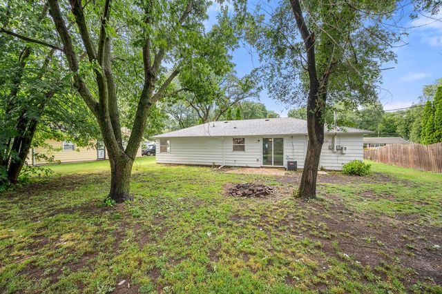444 Florida Avenue, Aurora, IL 60506