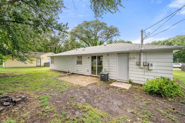444 Florida Avenue, Aurora, IL 60506
