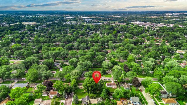 444 Florida Avenue, Aurora, IL 60506