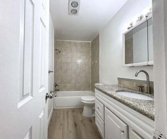 1916 SW 11th Street 30, Fort Lauderdale, FL 33312