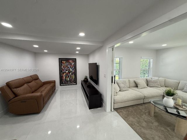 11745 SW 116th Ter, Miami, FL 33186