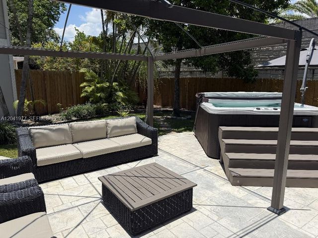 11745 SW 116th Ter, Miami, FL 33186