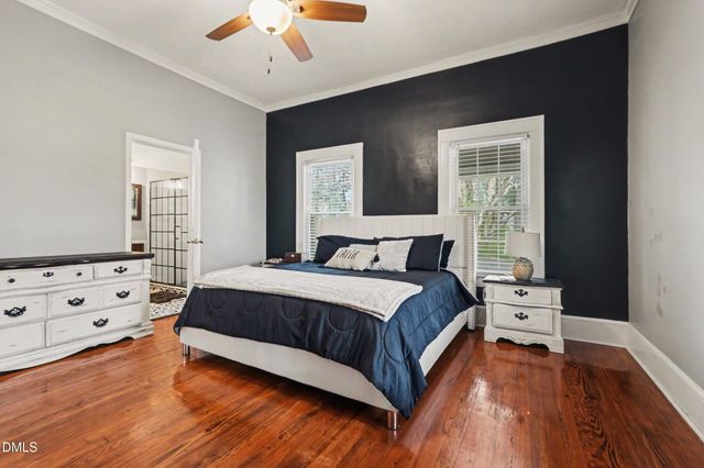 423 E Edinborough Avenue, Raeford, NC 28376