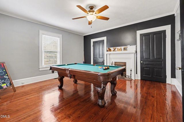 423 E Edinborough Avenue, Raeford, NC 28376