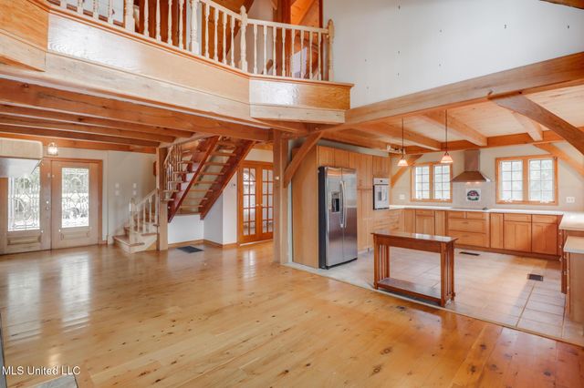 5067 Crescent Ridge Drive, Kiln, MS 39556