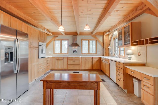 5067 Crescent Ridge Drive, Kiln, MS 39556