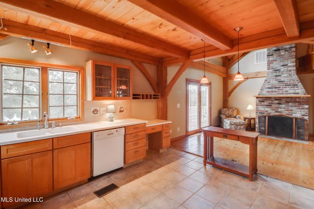 5067 Crescent Ridge Drive, Kiln, MS 39556