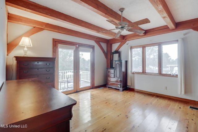 5067 Crescent Ridge Drive, Kiln, MS 39556