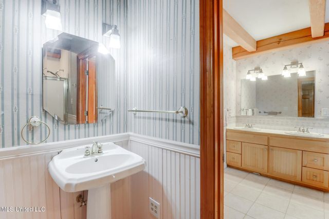 5067 Crescent Ridge Drive, Kiln, MS 39556