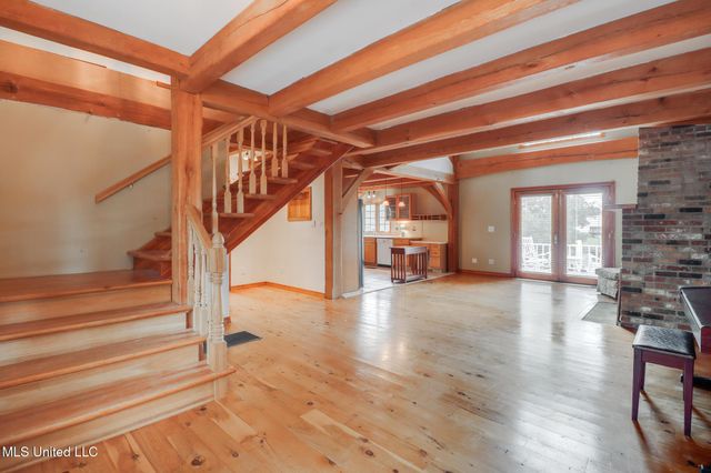5067 Crescent Ridge Drive, Kiln, MS 39556