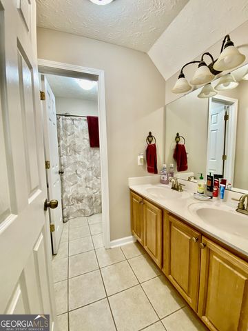 1358 Glass Bridge Road, Lagrange, GA 30240
