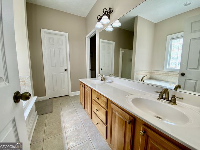 1358 Glass Bridge Road, Lagrange, GA 30240