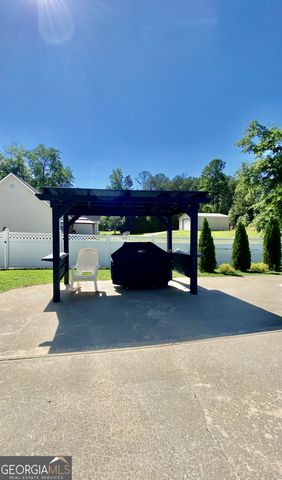 1358 Glass Bridge Road, Lagrange, GA 30240