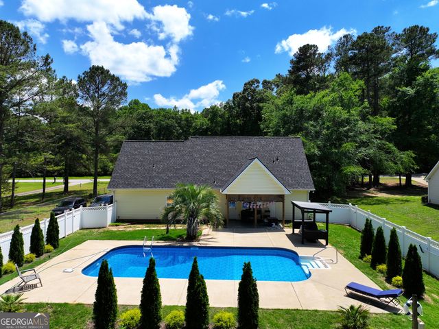 1358 Glass Bridge Road, Lagrange, GA 30240