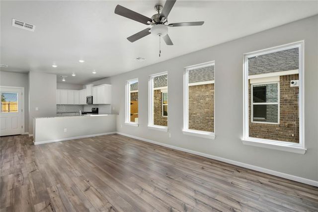 12708 Carrara Lane, Yukon, OK 73099