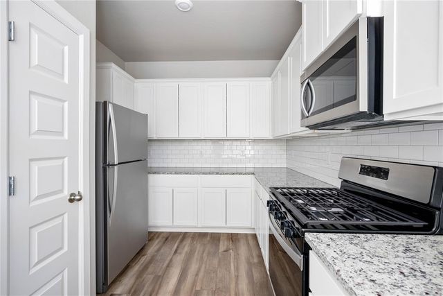 12708 Carrara Lane, Yukon, OK 73099