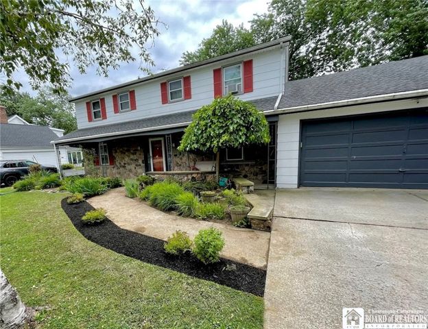 30 Birchwood Drive, Pomfret, NY 14063