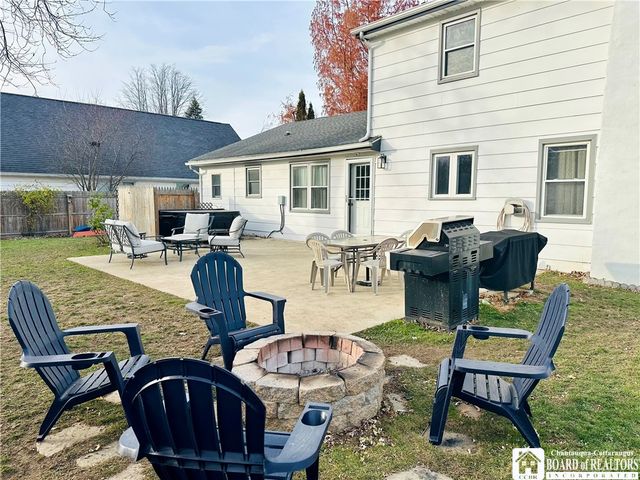 30 Birchwood Drive, Pomfret, NY 14063