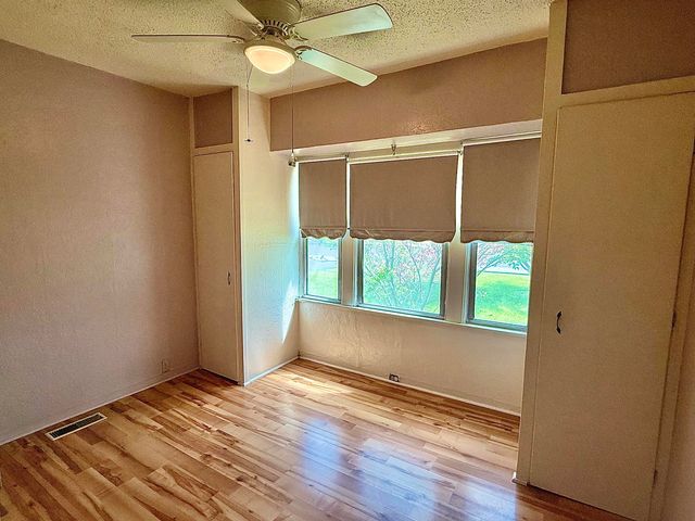 2717 Howard Avenue, Medford, OR 97501