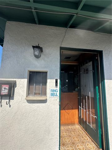 5650 Holt Boulevard, Montclair, CA 91763