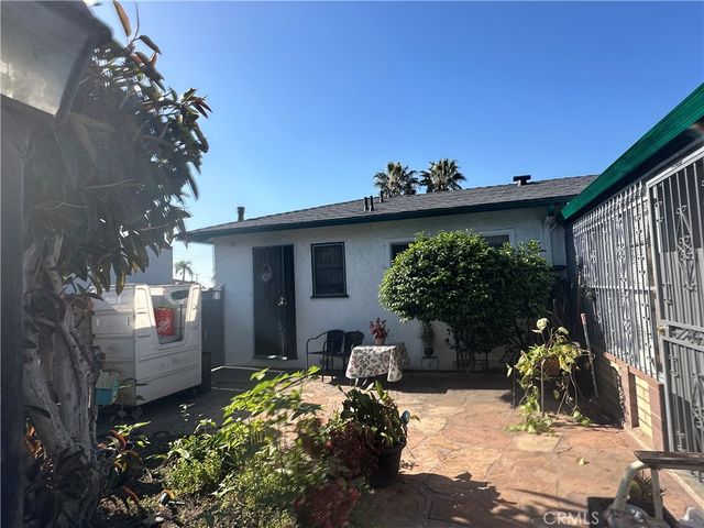 5650 Holt Boulevard, Montclair, CA 91763