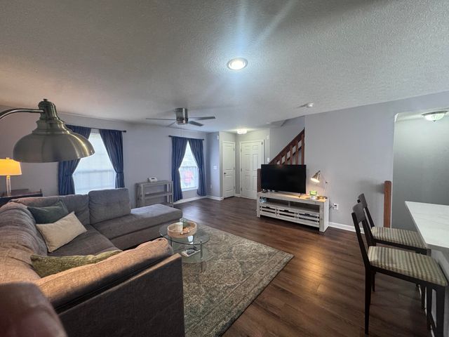 2636 Old Rosebud Road, Lexington, KY 40509