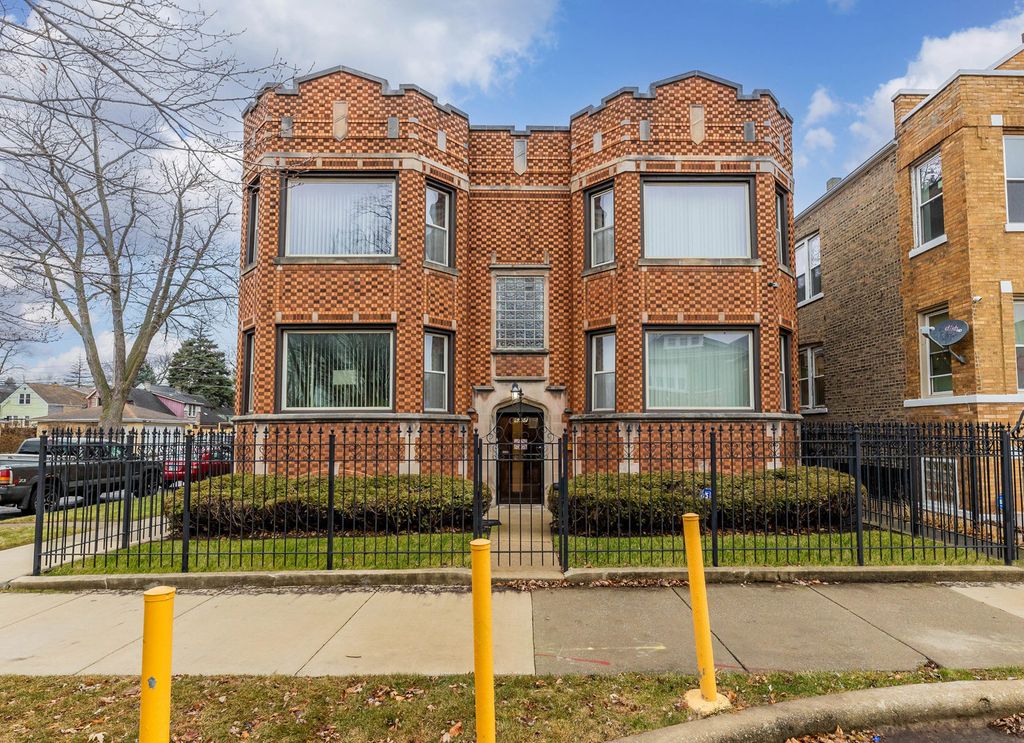 6758 S Campbell Avenue 2, Chicago, IL 60629
