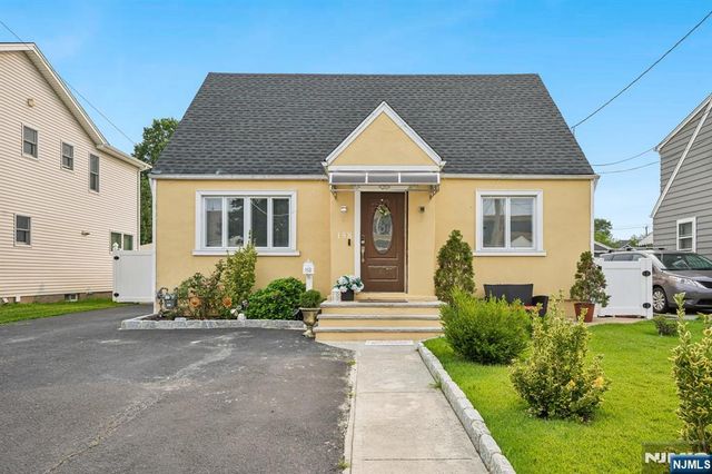 158 Charlton Avenue, Lodi, NJ 07644