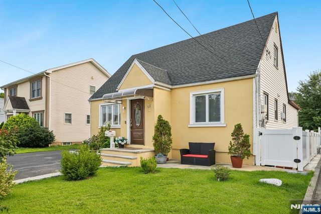 158 Charlton Avenue, Lodi, NJ 07644