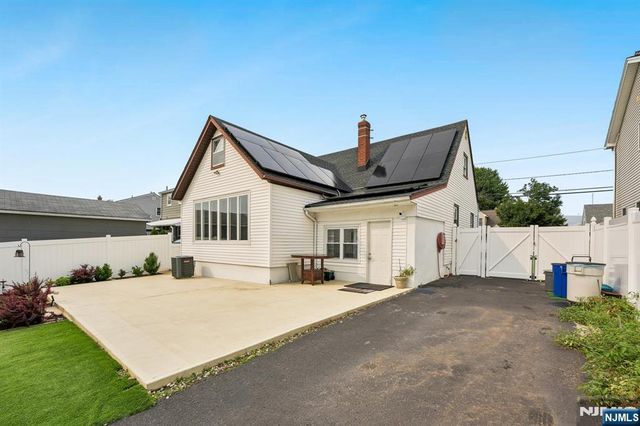 158 Charlton Avenue, Lodi, NJ 07644