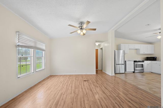 35428 Mcdaniel Rd, Geismar, LA 70734