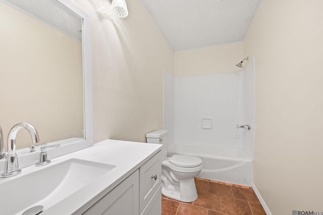 35428 Mcdaniel Rd, Geismar, LA 70734