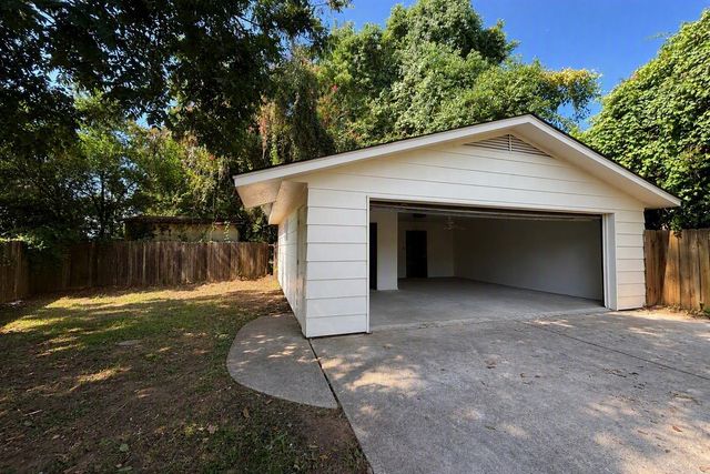 2558 Barbara Street, Bossier City, LA 71112