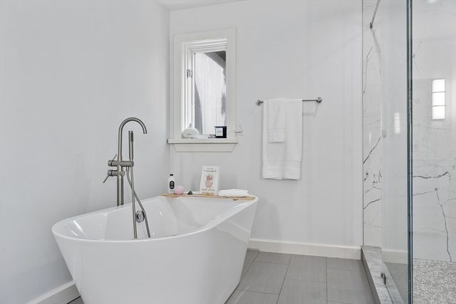 7 Birch Hill Road, Pepperell, MA 01463